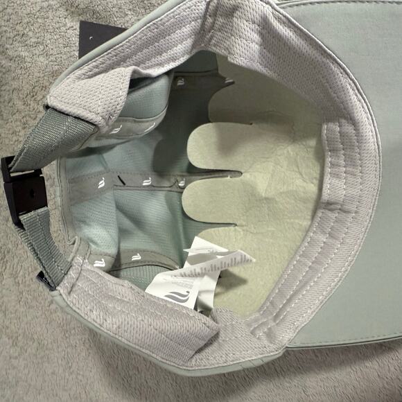 Fabletics The Fundamental Hat Ponytail - Picture 3 of 5